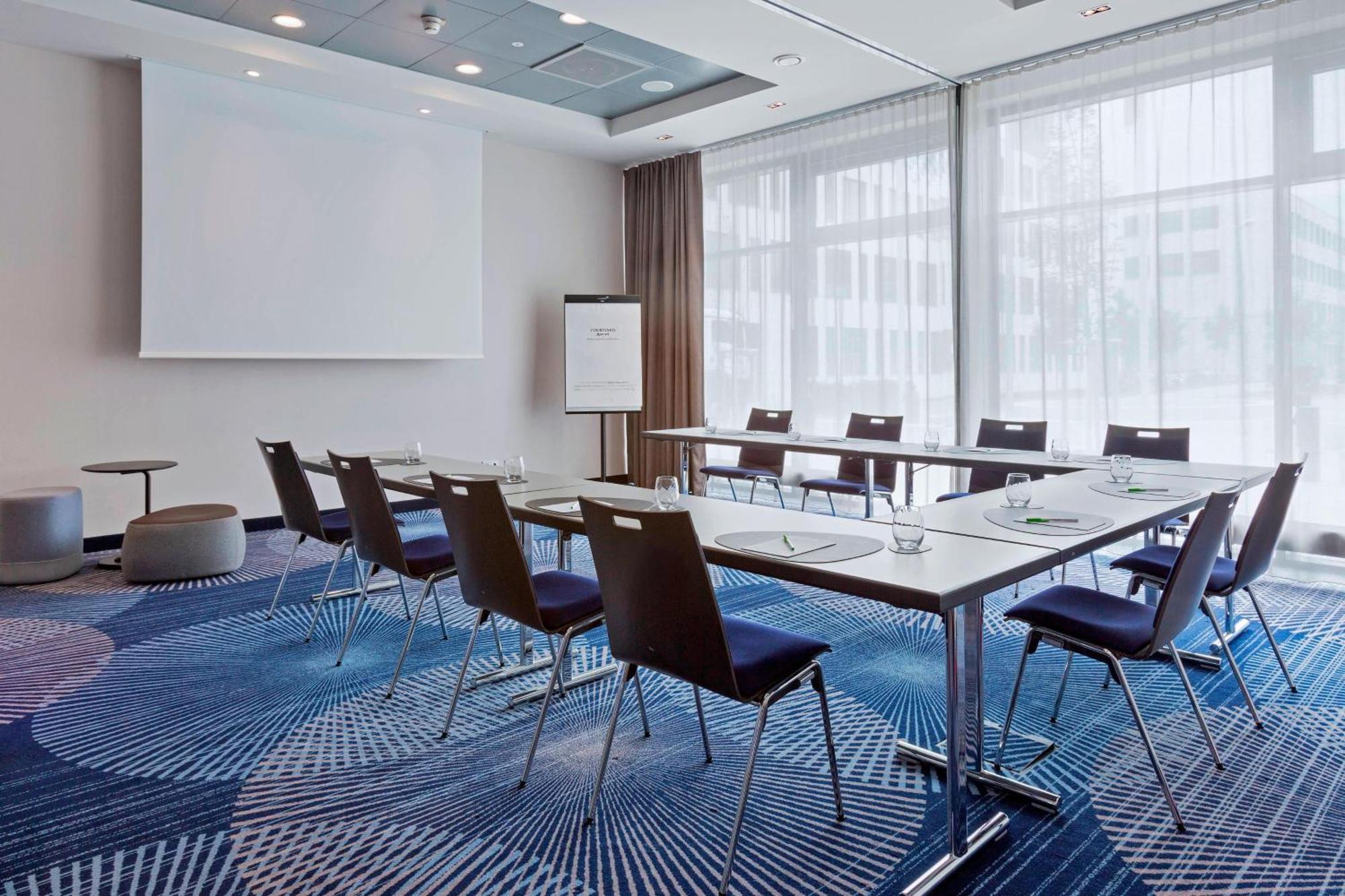 Courtyard By Marriott Oberpfaffenhofen Munich South