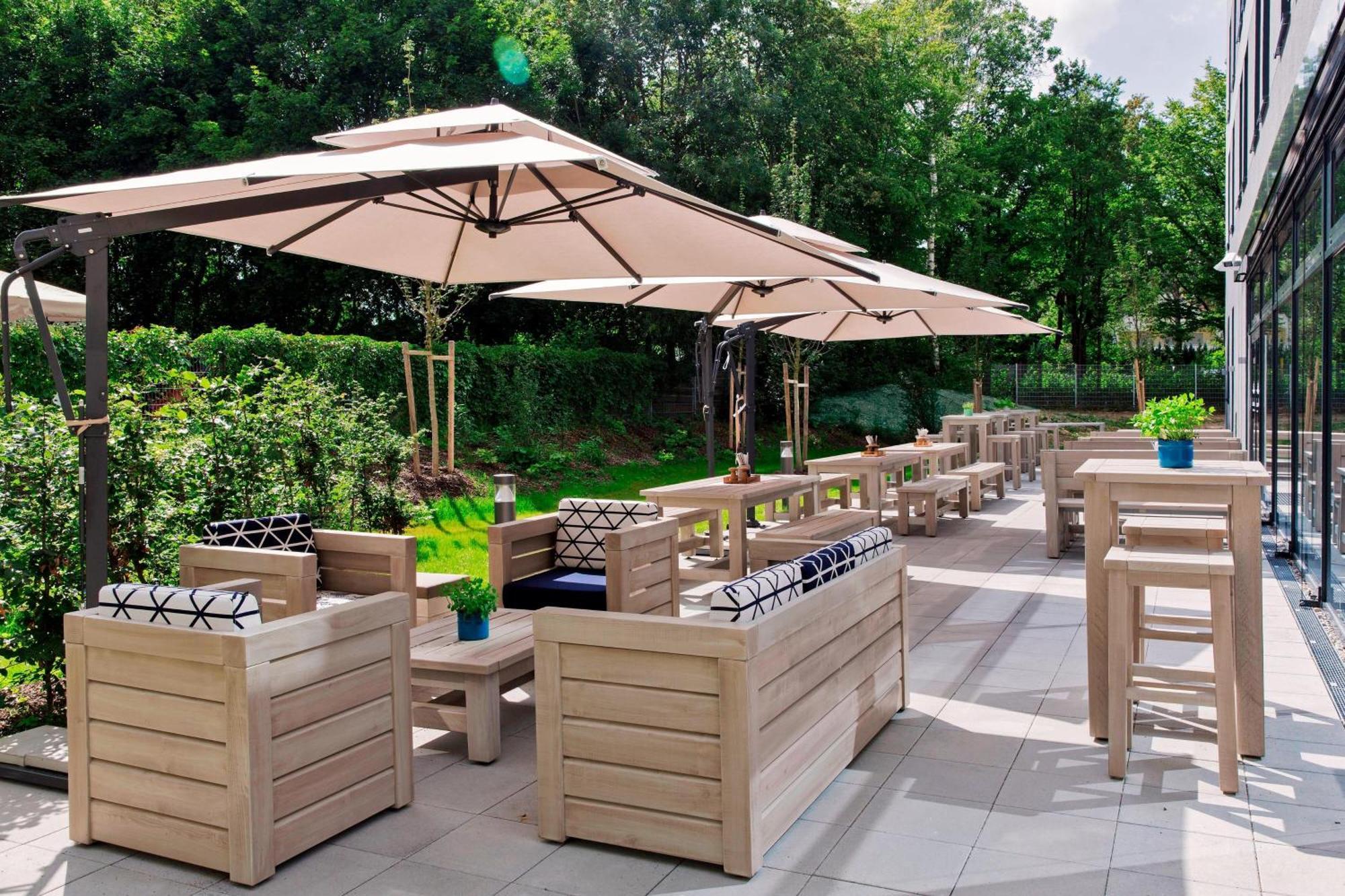 Courtyard By Marriott Oberpfaffenhofen Munich South Hotel Gilching