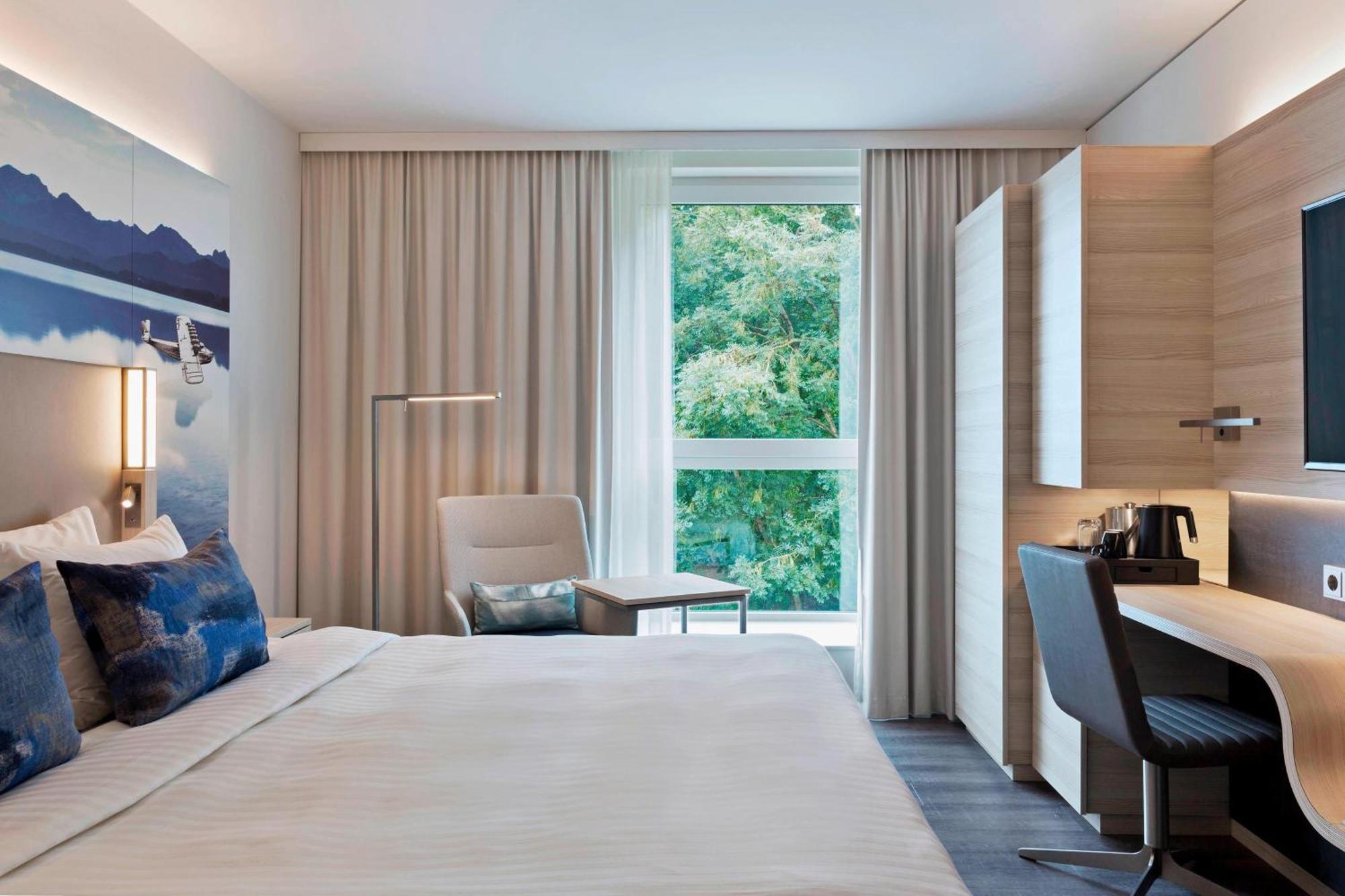 Courtyard By Marriott Oberpfaffenhofen Munich South 4* Gilching
