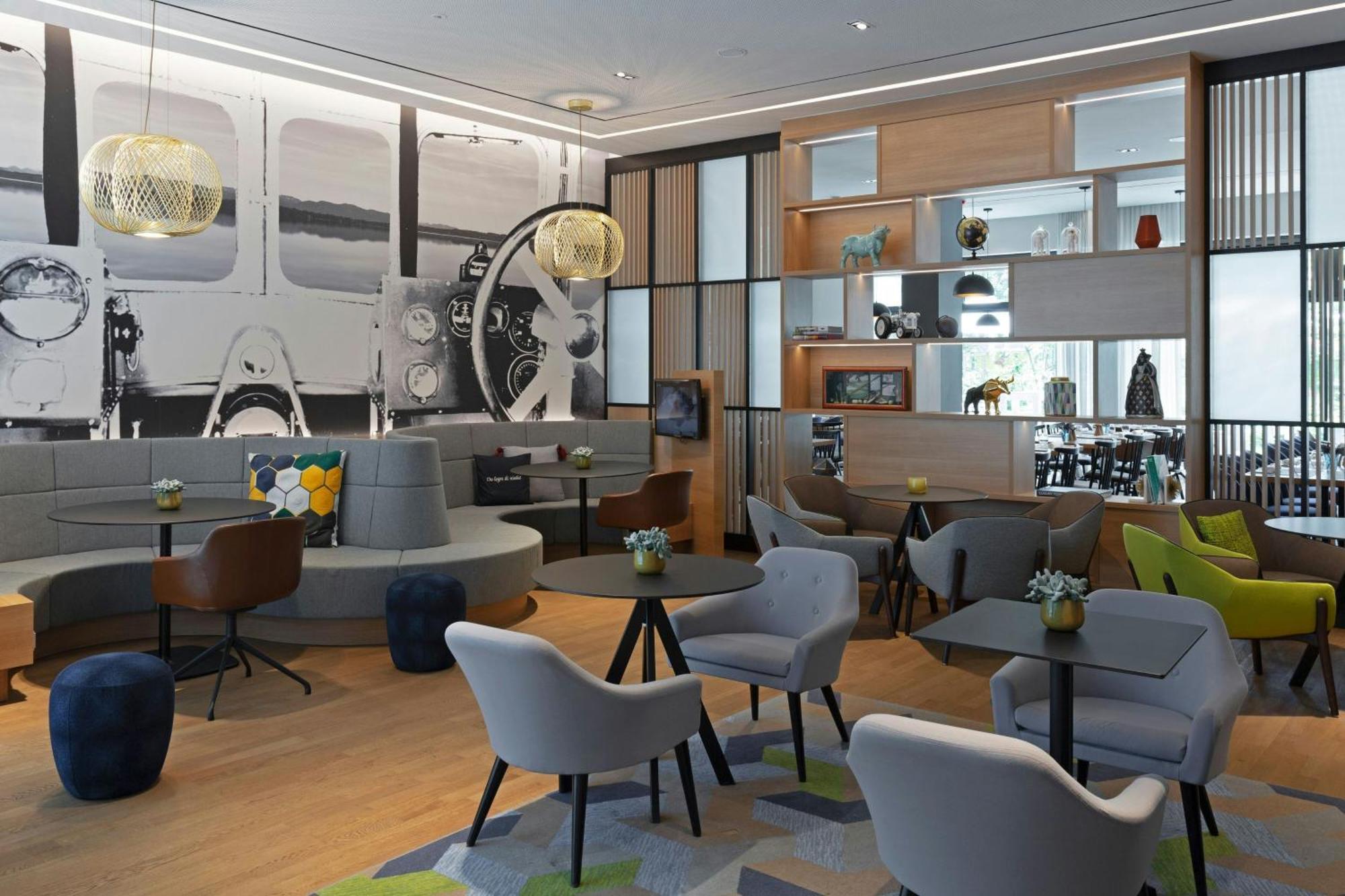 Courtyard By Marriott Oberpfaffenhofen Munich South 4* Gilching