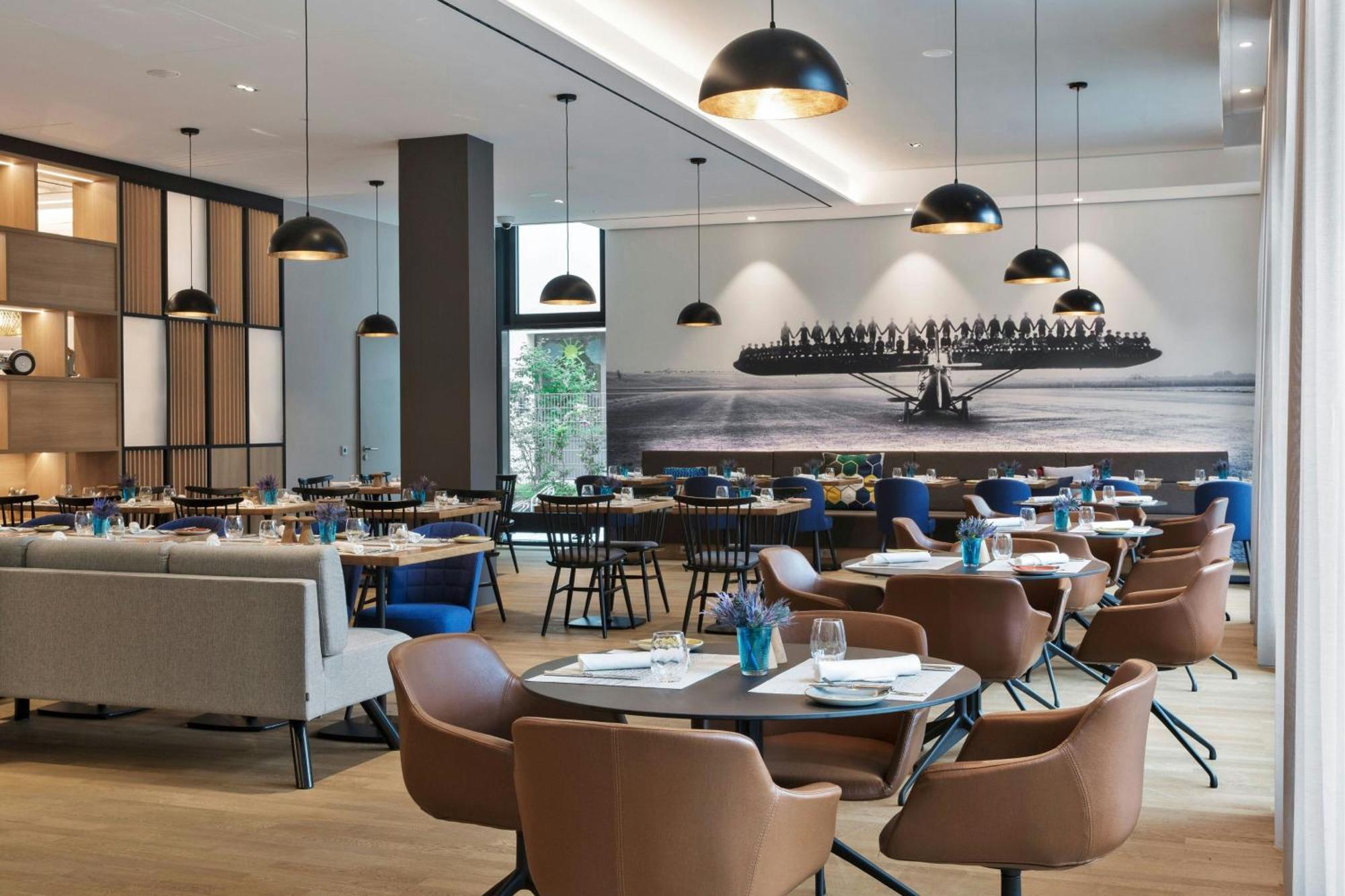 Hotel Courtyard By Marriott Oberpfaffenhofen Munich South 4*