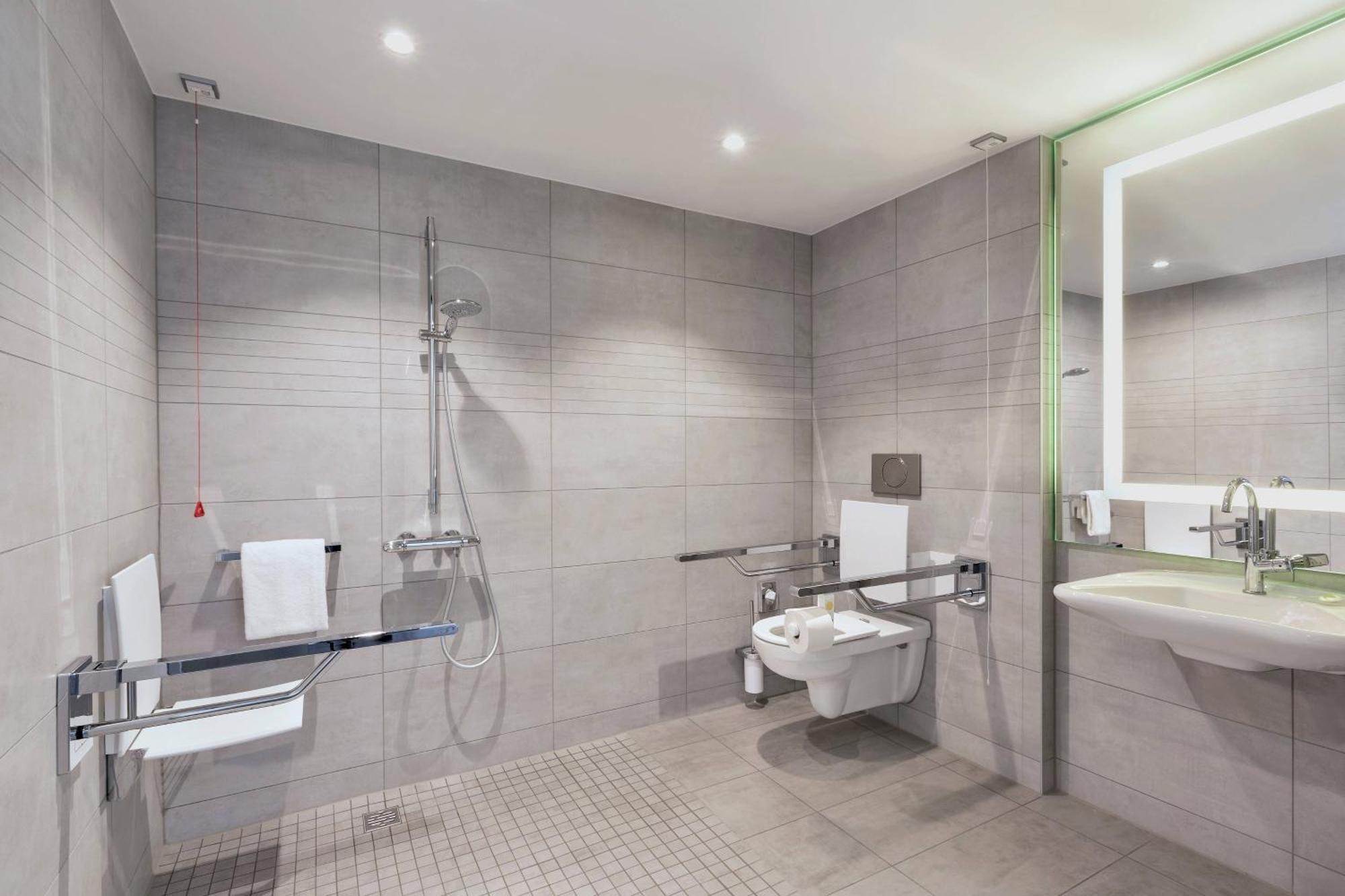 Courtyard By Marriott Oberpfaffenhofen Munich South 4*