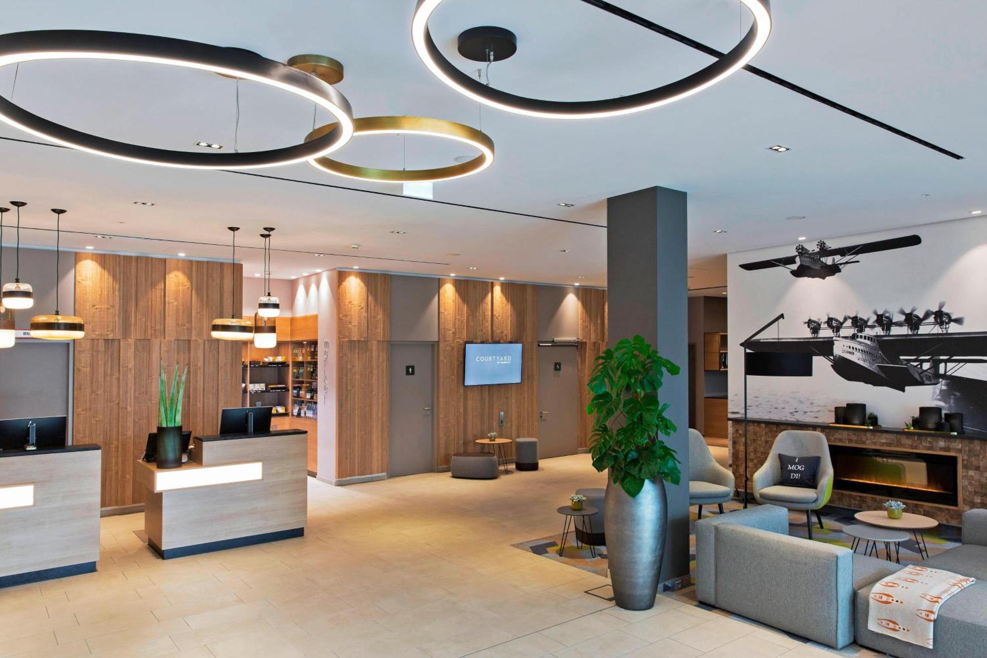 Courtyard By Marriott Oberpfaffenhofen Munich South Hotel