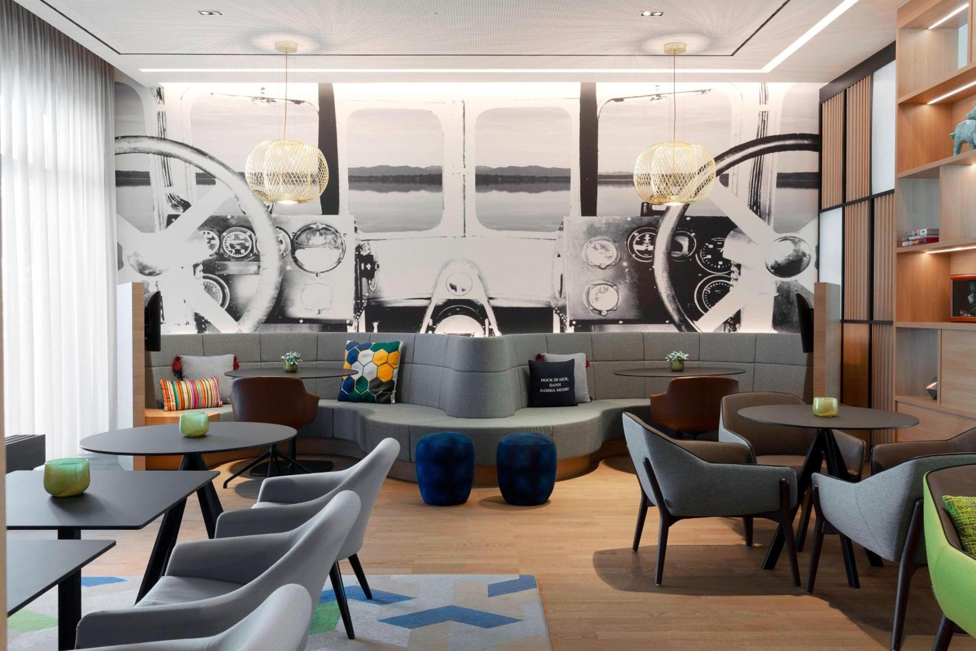 Courtyard By Marriott Oberpfaffenhofen Munich South Hotel 4*